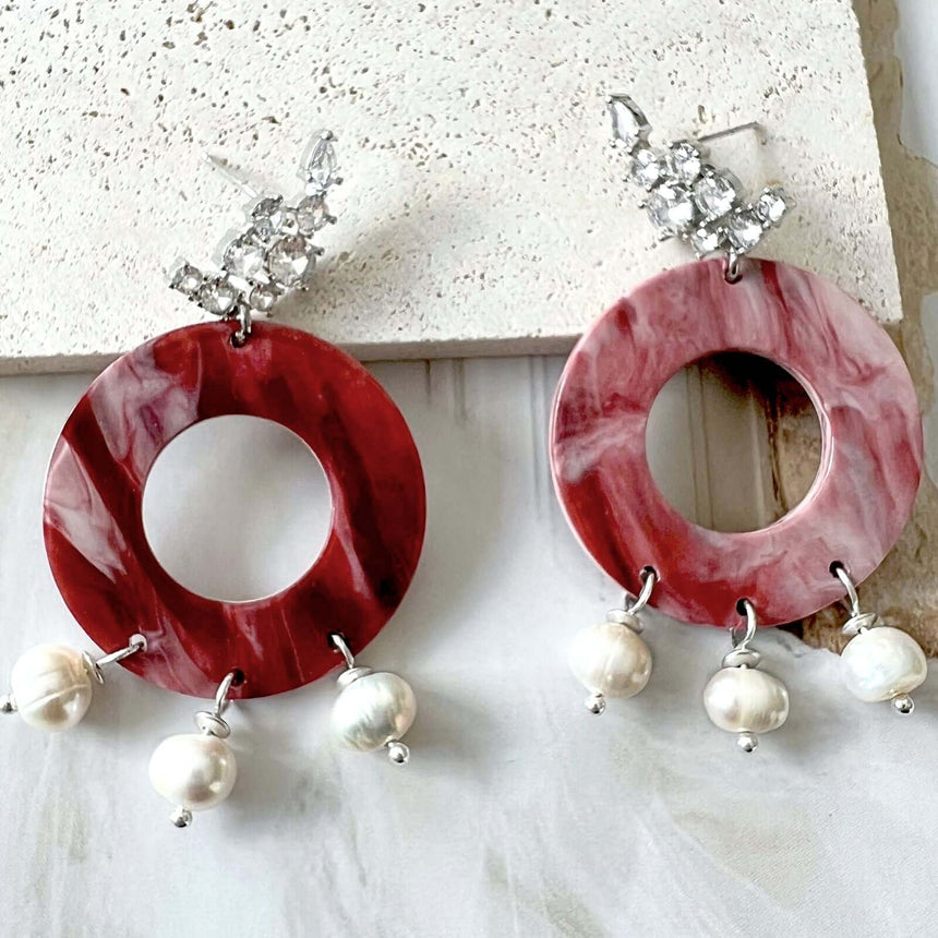 Lian oorbellen met parels en kristal