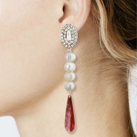 Libi lange oorbellen met parels