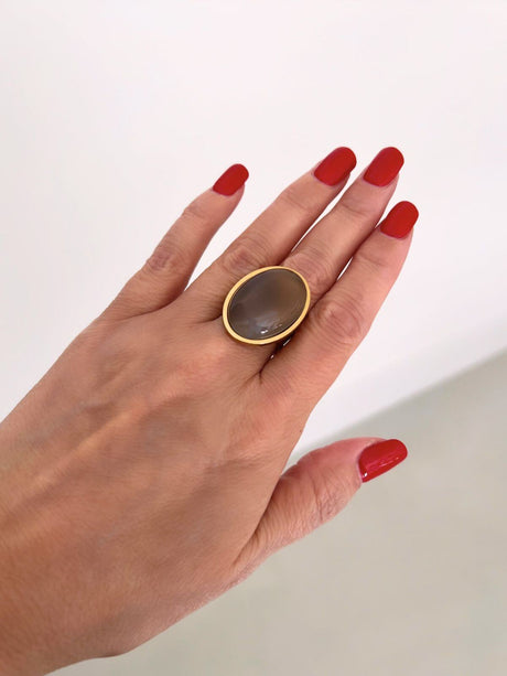 Lyma statement ring met grijze agaat steen - goud