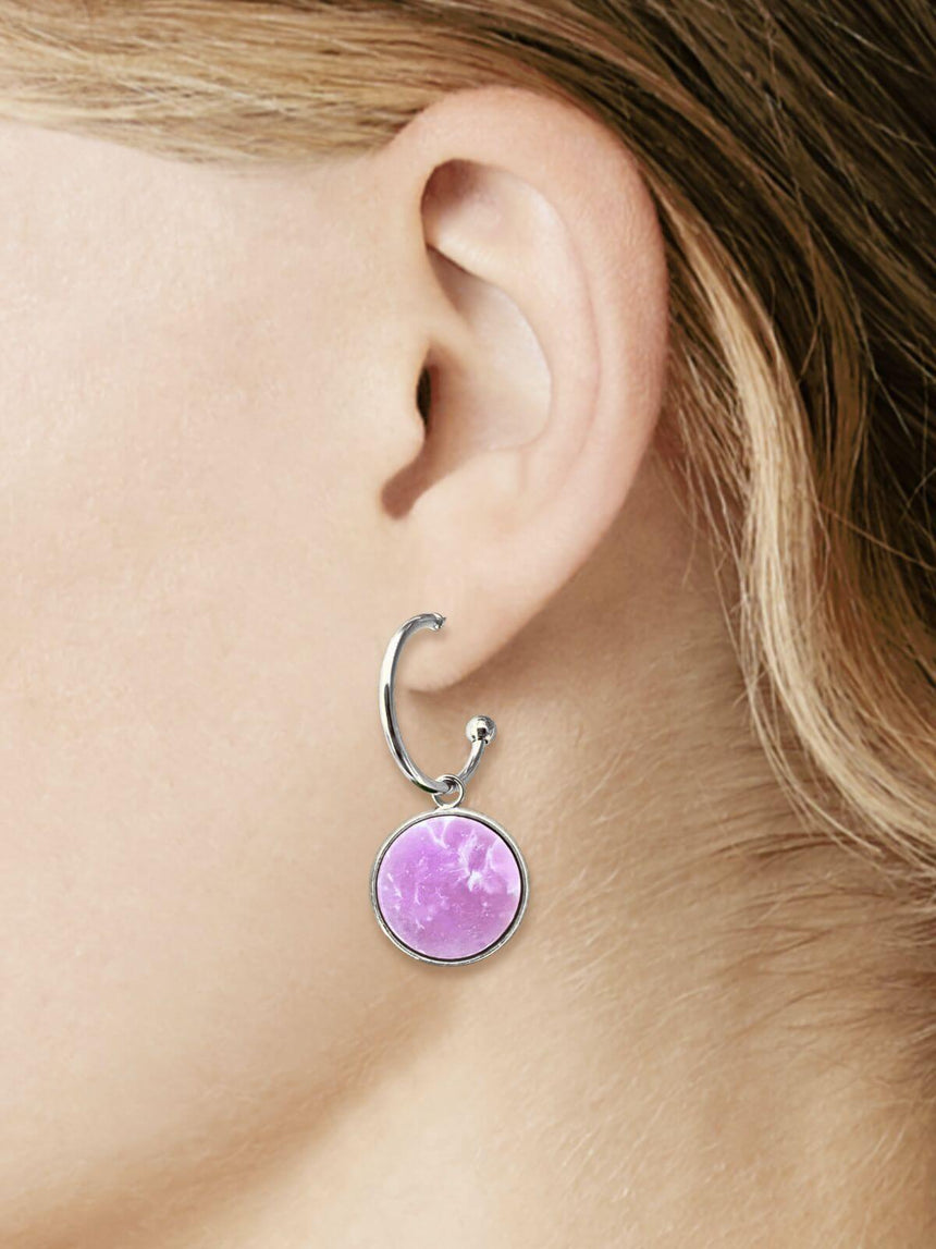 Mady zilveren oorringen met lila steen