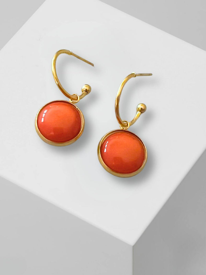Mael gouden oorringen met oranje steen