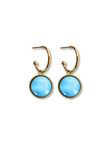 Maes gouden oorringen met lichtblauwe steen