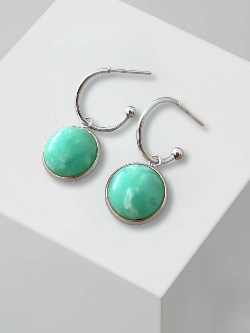 Magi zilveren oorringen met mintkleurige steen
