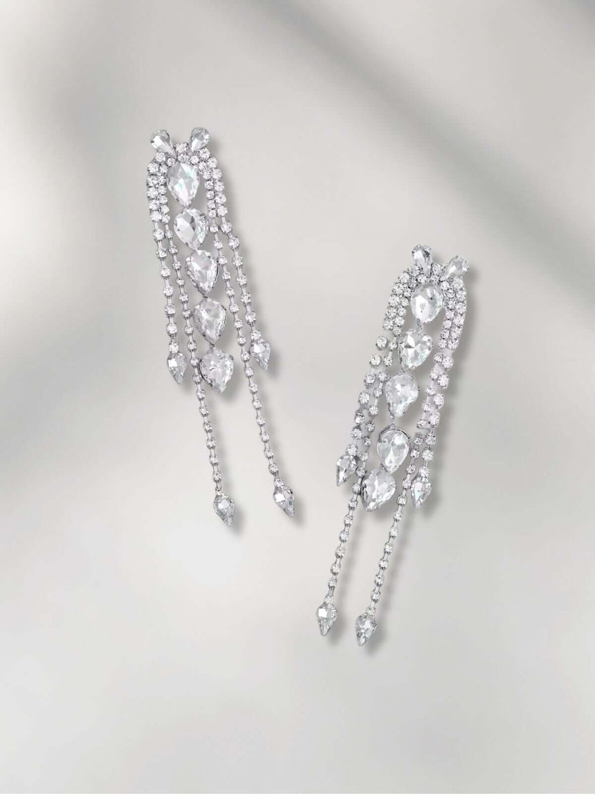 Sprankelende zilveren oorbellen Miki met kristallen - Zatthu Jewelry