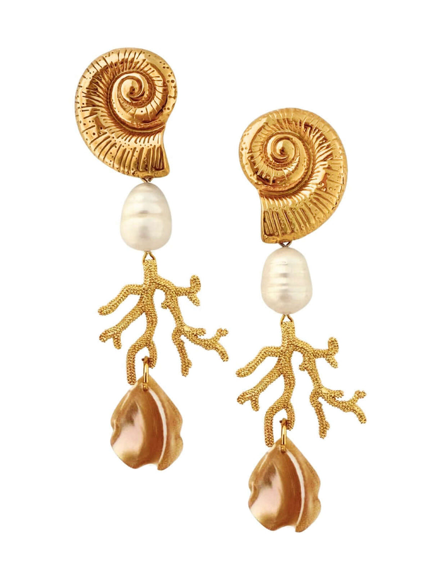 Goudkleurige statement oorbellen met schelp voor dames