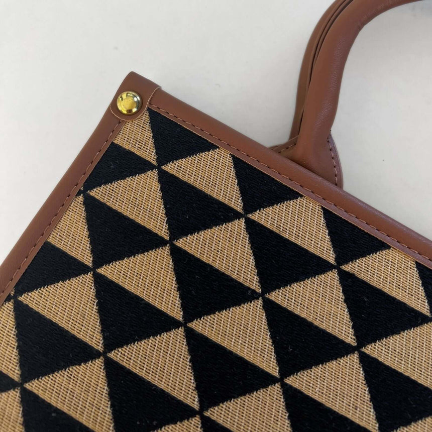 Aadel bruine tote tas