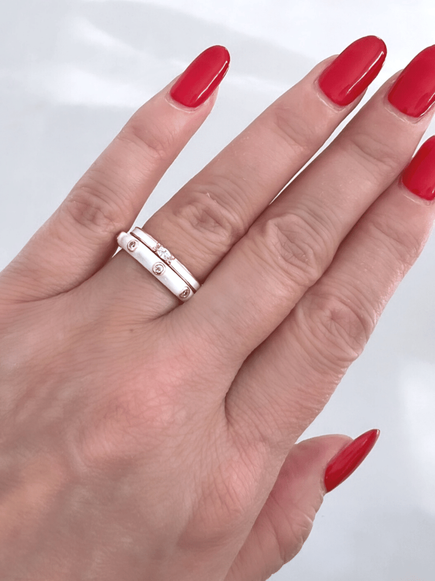 Inwe ring wit met steentjes