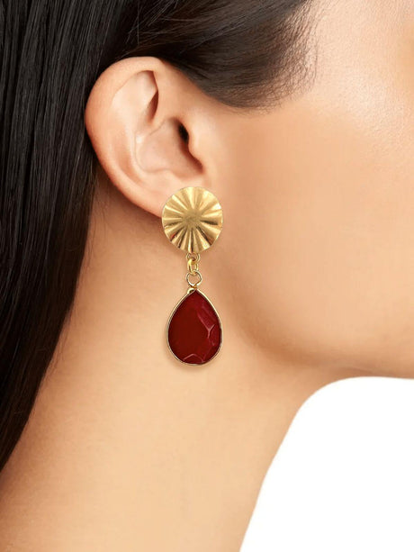 Kani oorbellen met rode hanger