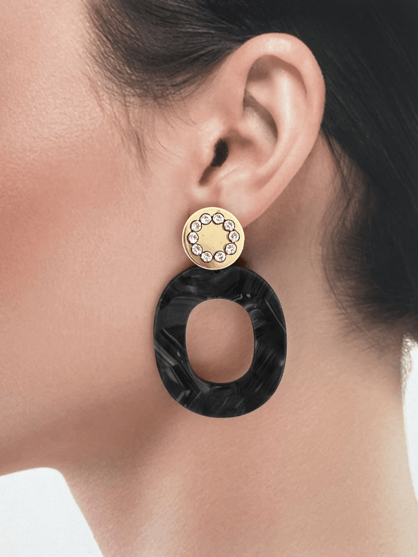 Hewa zwarte oorbellen van resin