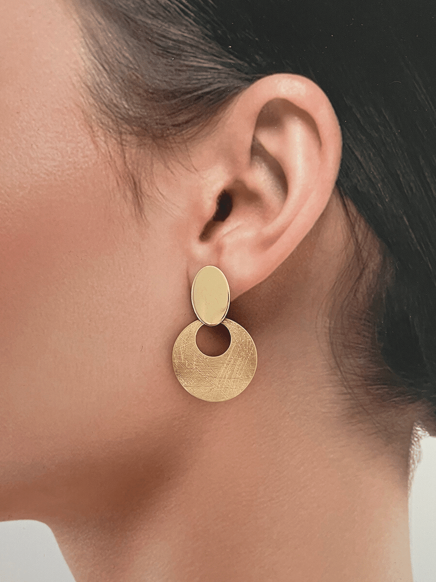 Ilaf oorbellen met hanger