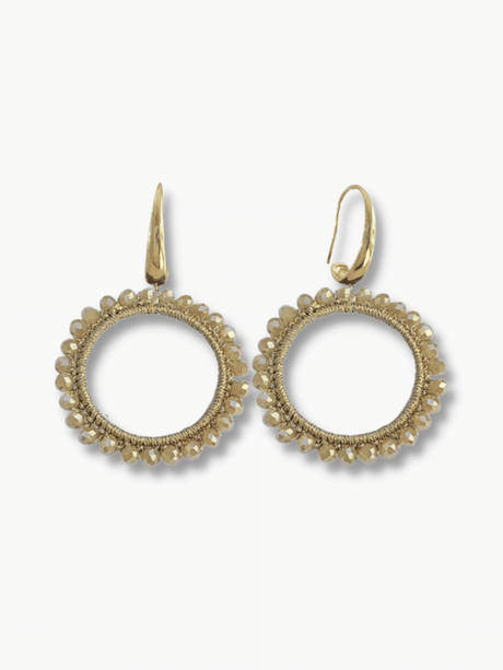 Inde oorbellen met beige kraaltjes