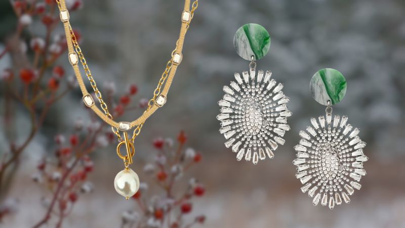 Winterglam: maak je party-outfit compleet met sprankelende sieraden