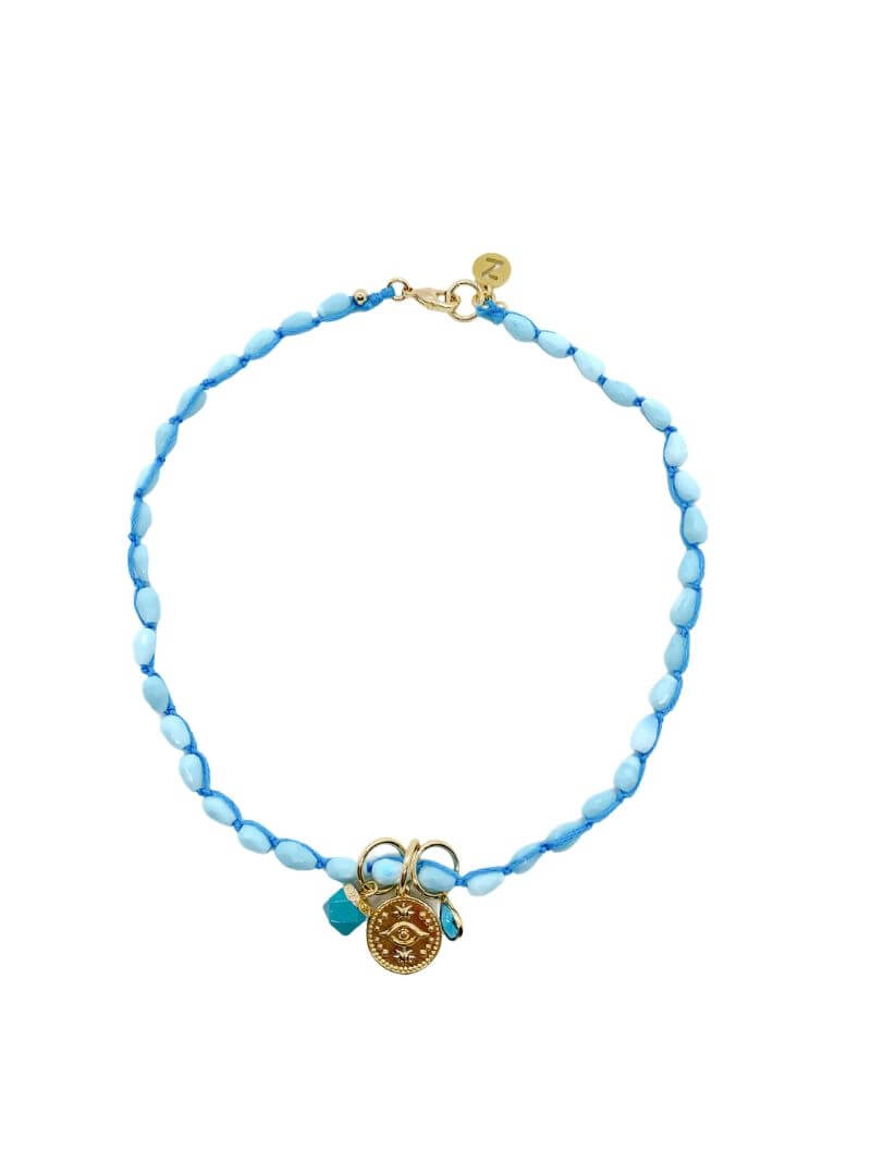 Azra turquoise kralenketting met bedels, mooi turquoise kleurige kralenketting met bedels, perfect accessoire voor iedere gelegenheid