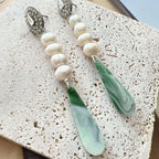 Levi lange oorbellen met parels