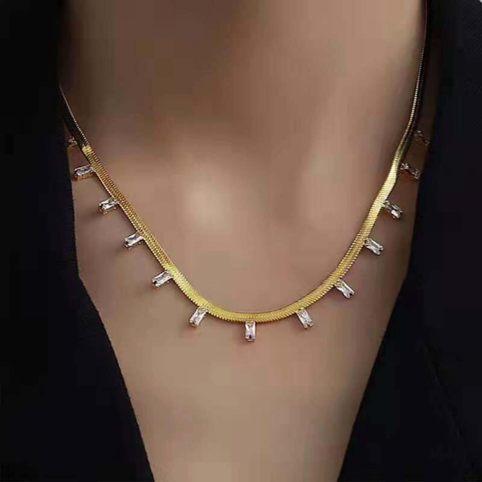 Liss snake ketting met zirkonia