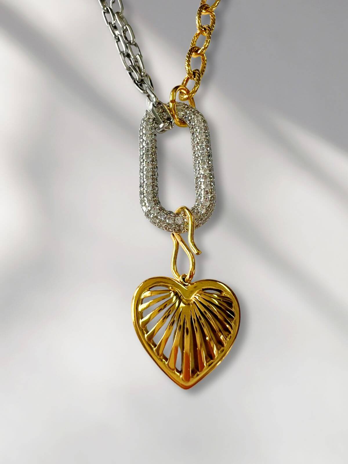 Lusy schakelketting met zirkonia en hart