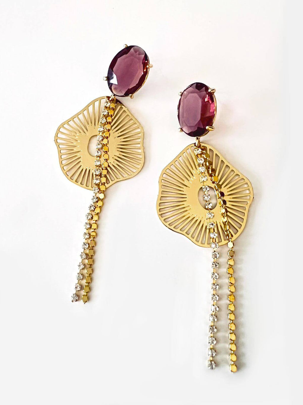 Stijlvolle lange goudkleurige oorbellen Mink - perfect voor elke gelegenheid