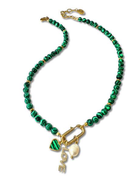 Muze groene malachiet ketting met bedels - elegante sieraden van Zatthu Jewelry