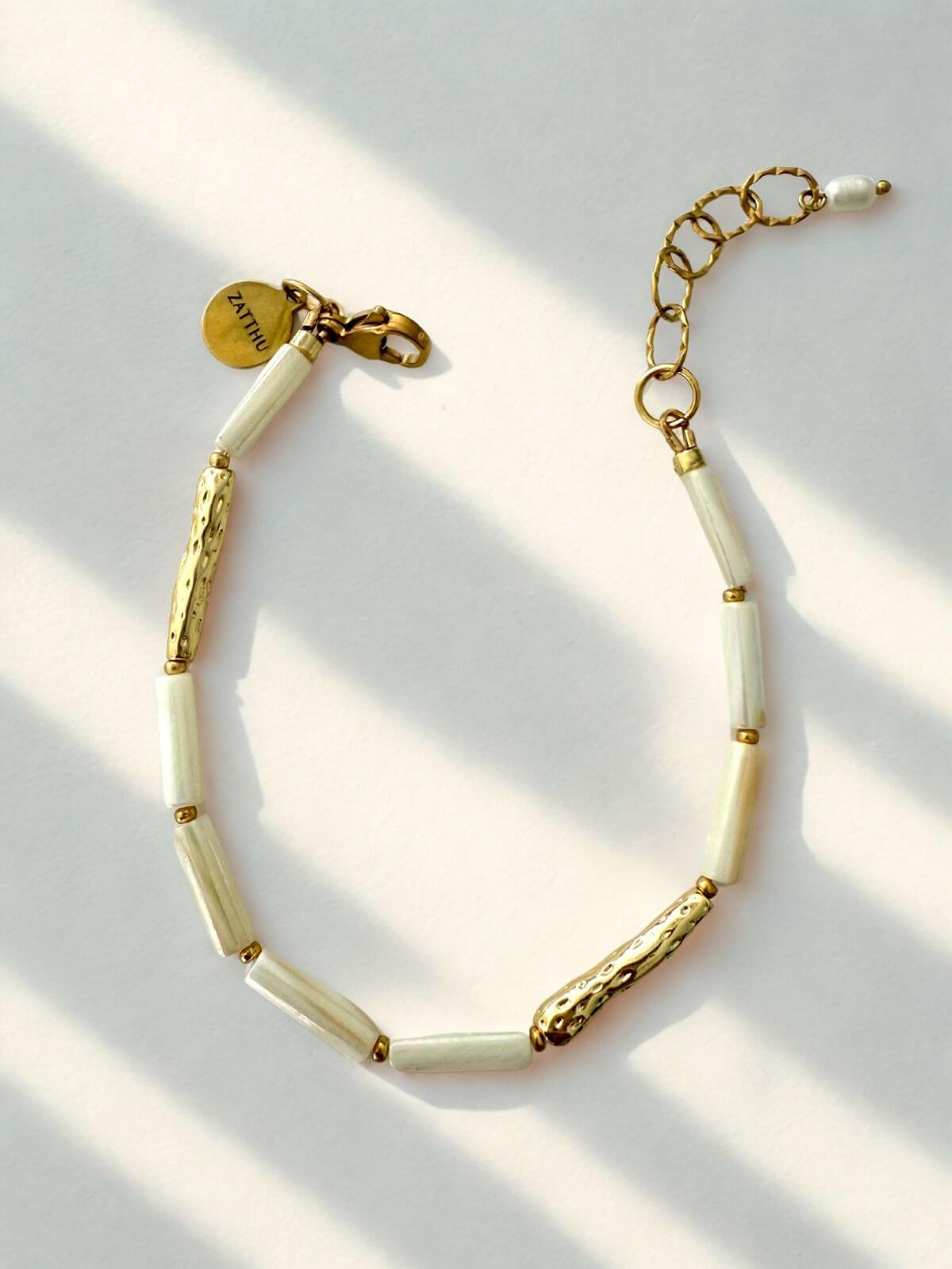 Crèmekleurige kralenarmband van schelp voor dames