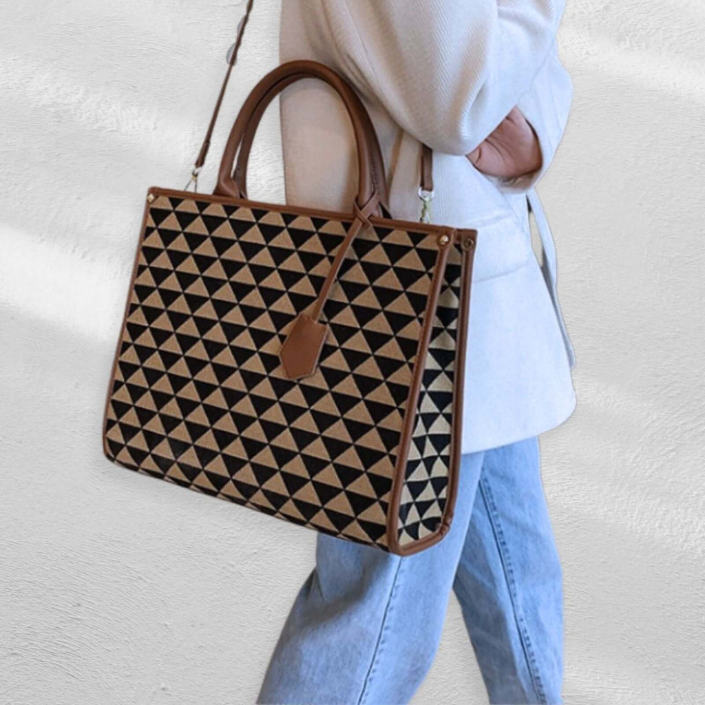 Aadel bruine tote tas