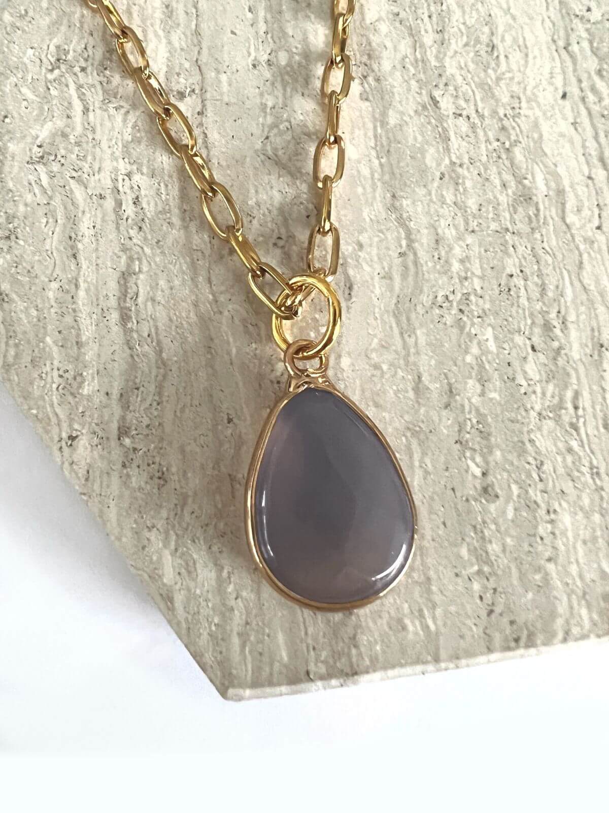 Kate schakelketting met grijze hanger