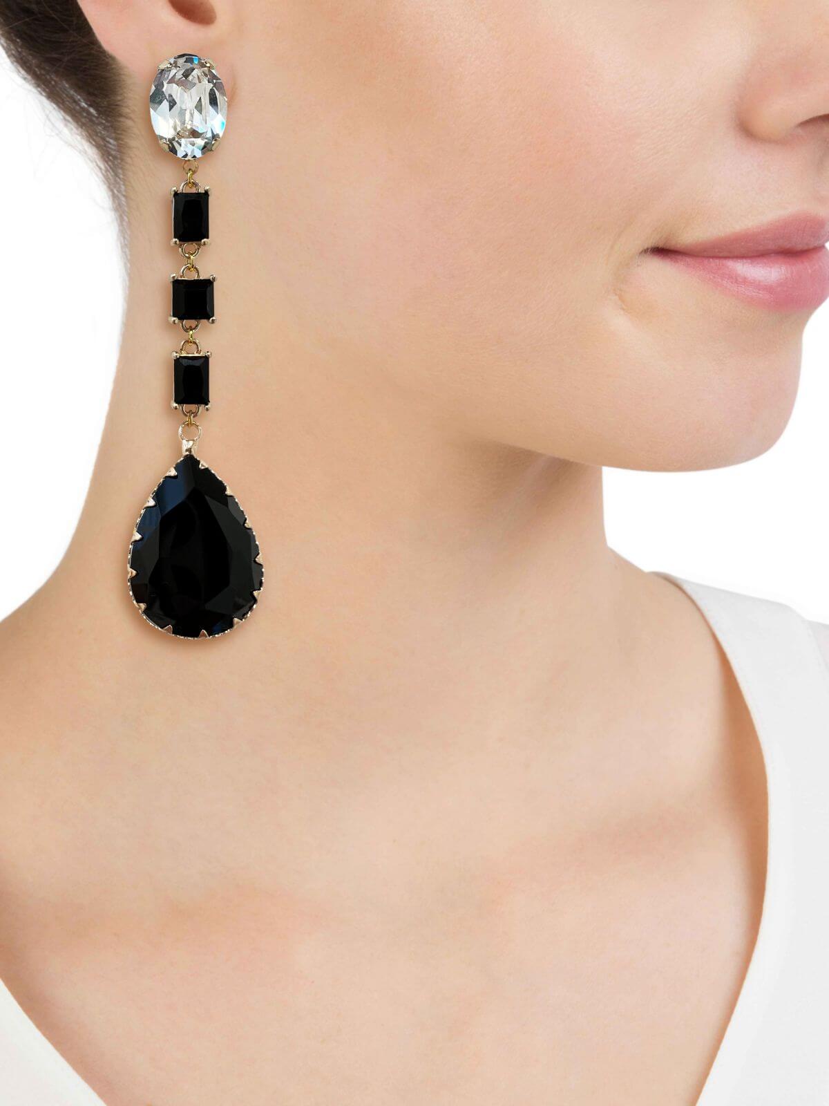 Joek lange statement oorbellen zwart kristal