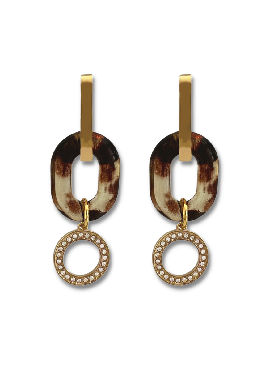 Irit oorringen met dierenprint resin schakel