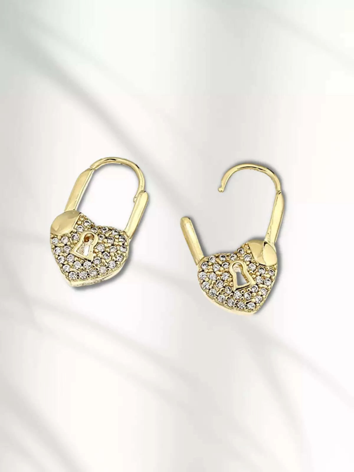 Judy zirkonia hart oorbellen goud